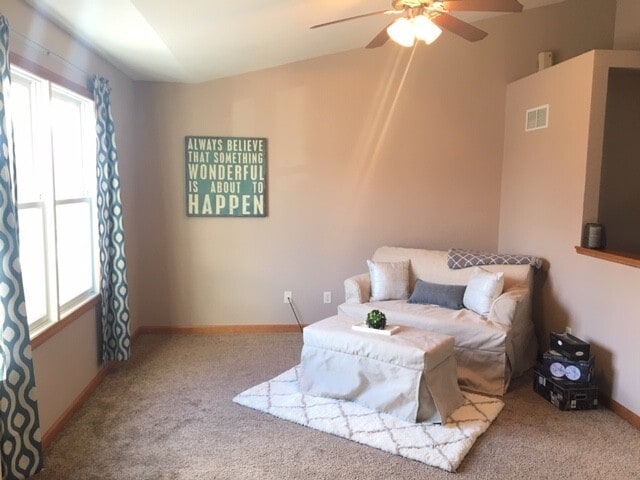 Building Photo - 3 Bedroom Single Family Home!