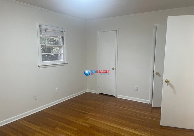 Building Photo - Newly RENOVATED 4 bedroom split-level house in PARKVIEW cluster in Lilburn