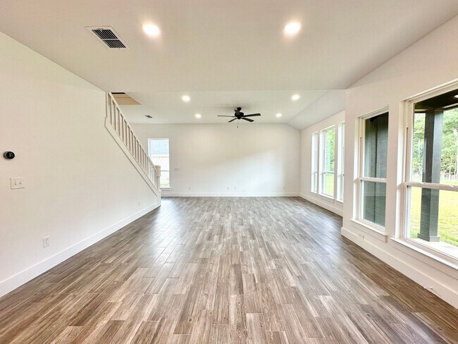 Building Photo - Coming Soon! Stunning 3 Bedroom 2.5 Bath Newer Construction in Lindale, Tx!
