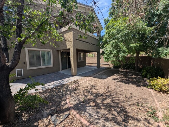 Building Photo - 202 Tall Ruff Dr