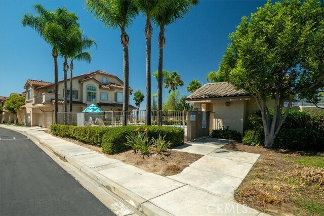 Building Photo - 7743 E Viewrim Dr