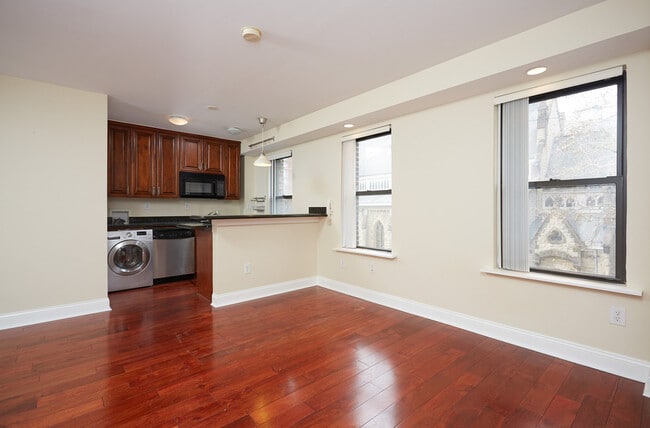 Primary Photo - 1125 12th St NW