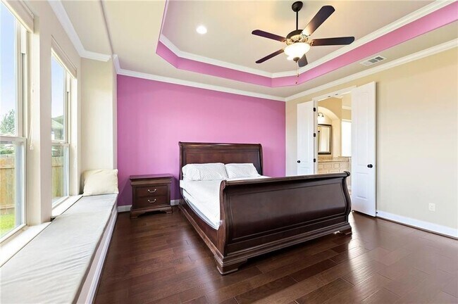 Building Photo - 4411 Caldwell Palm Cir