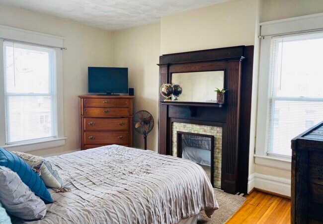Building Photo - 254 Buttles Ave