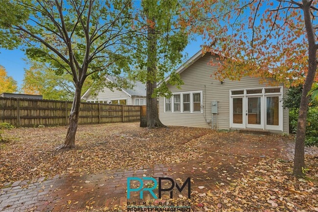 Building Photo - 180 Connecticut Ave