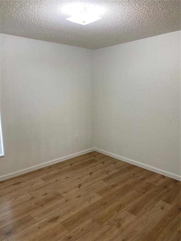 Building Photo - 705 Rollins Dr