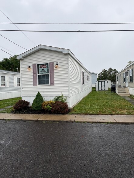 Building Photo - 45 Mantua Grove Rd