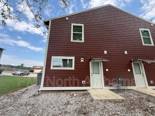 Building Photo - 101 Lacy Ln