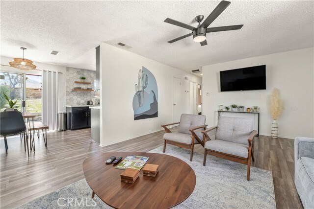 Building Photo - 60231 Granada Dr