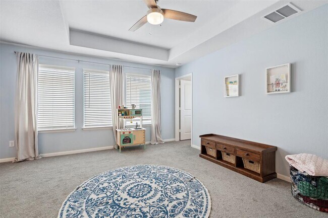 Building Photo - 112 Allora Pl