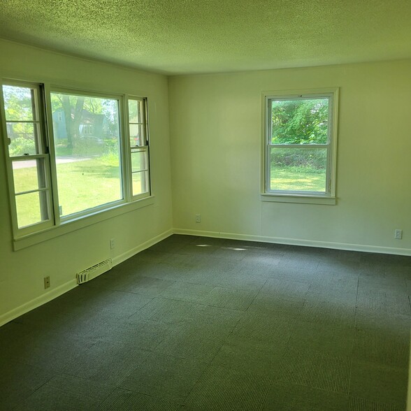 Building Photo - 1636 Berrien Ave
