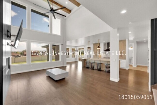 Building Photo - 2733 Urban Ridge Rd