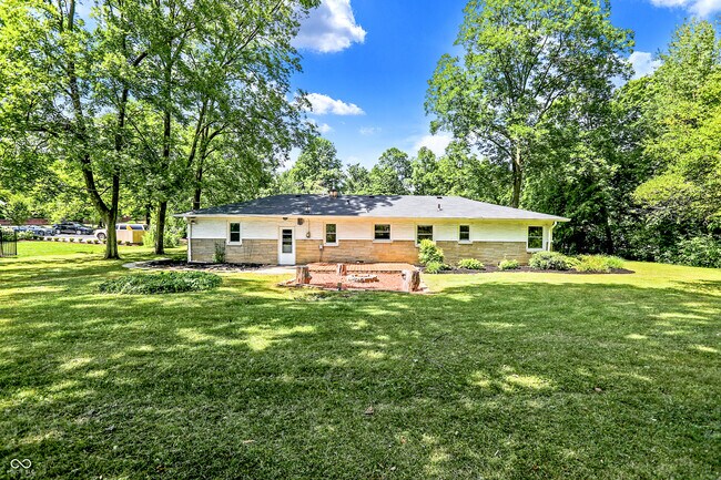 Building Photo - 3315 Beech Dr
