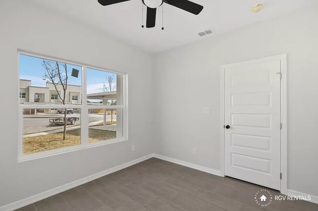 Building Photo - 3813 N Mezcal Dr