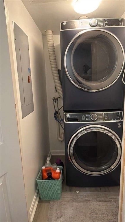 Building Photo - 212 Carriage Ln