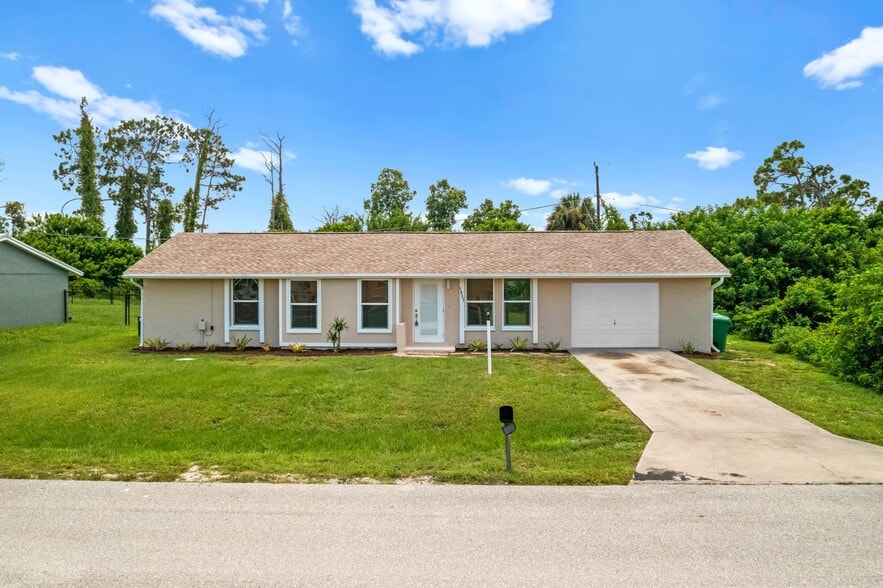 Building Photo - 1057 Tropical Ave NW