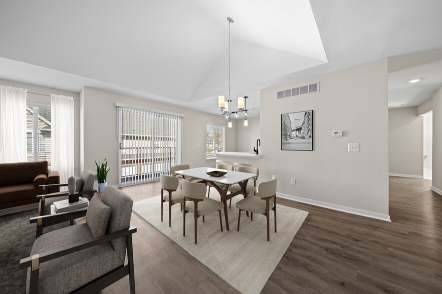 Building Photo - Summit Creek