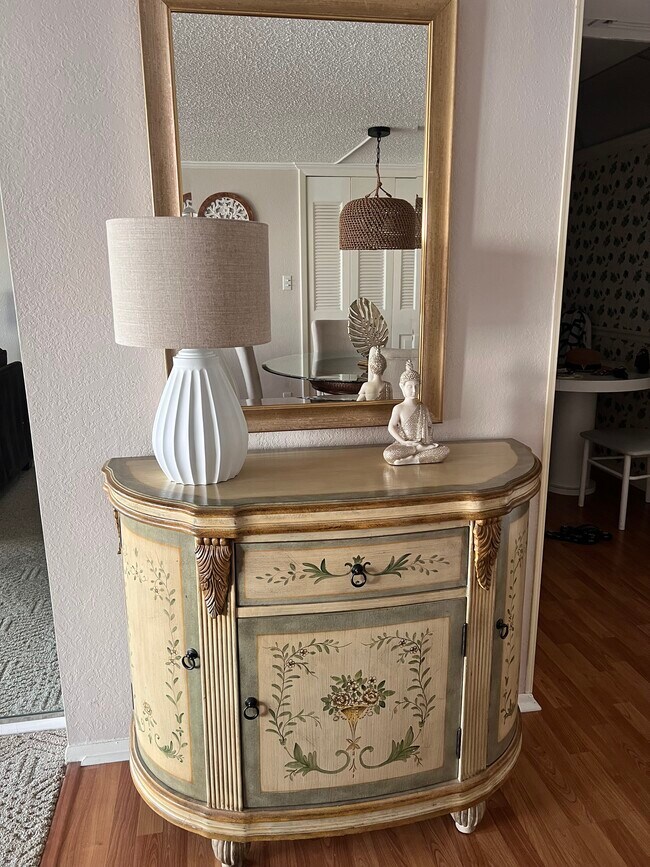 Building Photo - 255 Dolphin Point