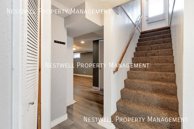 Building Photo - 1160 E 500 S