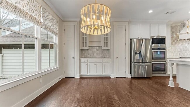 Building Photo - 183 Fowler St