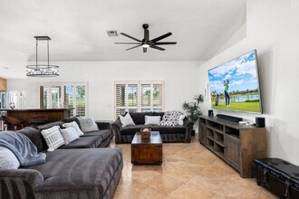 Building Photo - 14615 N 22nd Ln