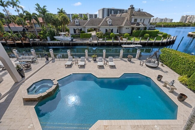 Building Photo - 7474 NE Bay Cove Ct
