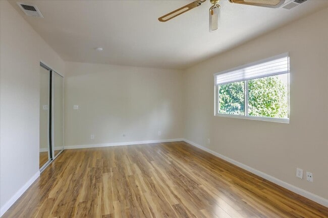 Building Photo - 2916 Biddleford Dr
