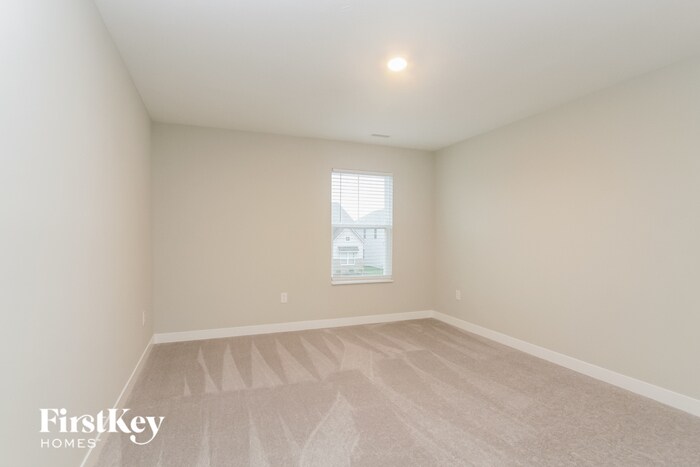 Building Photo - 2464 S Carlota Dr