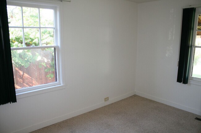 Building Photo - ***Coming Soon mid-July***Great Shadle Home