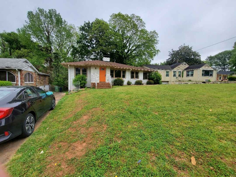 Building Photo - Room in Single Family Home on Morris Brown Dr SW