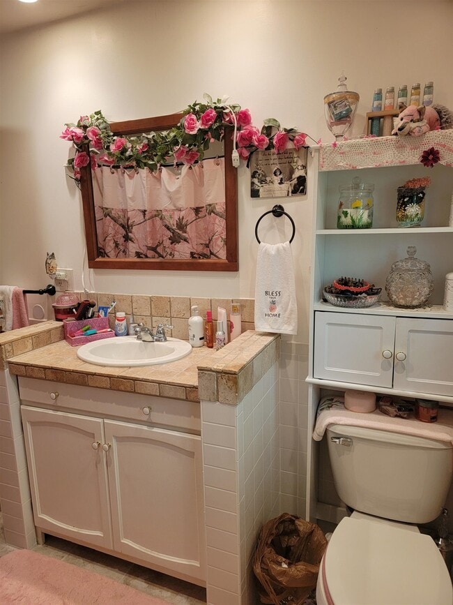 Building Photo - 58 Beech St