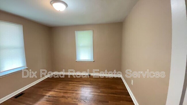 Building Photo - 4008 Jewell Ave