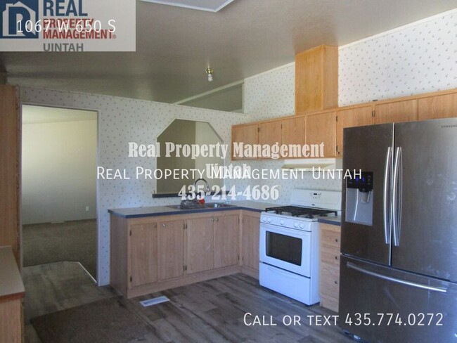 Building Photo - 1067 W 650 S