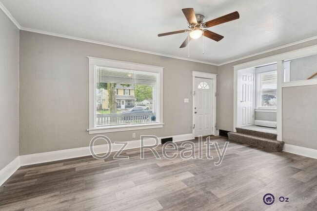 Building Photo - 436 Danberry St