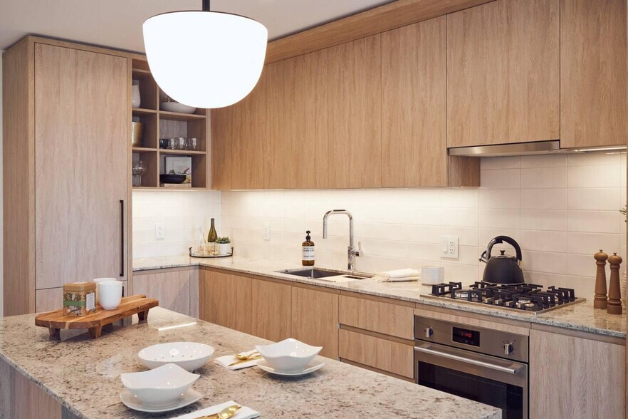 Building Photo - 540 N Orleans St