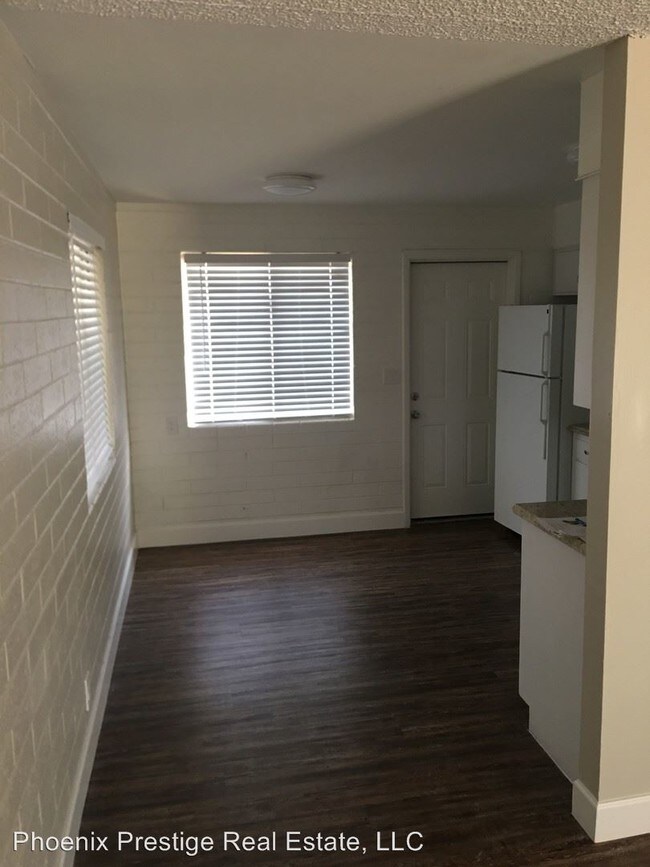 Building Photo - 6027-6041 N 23rd Ave