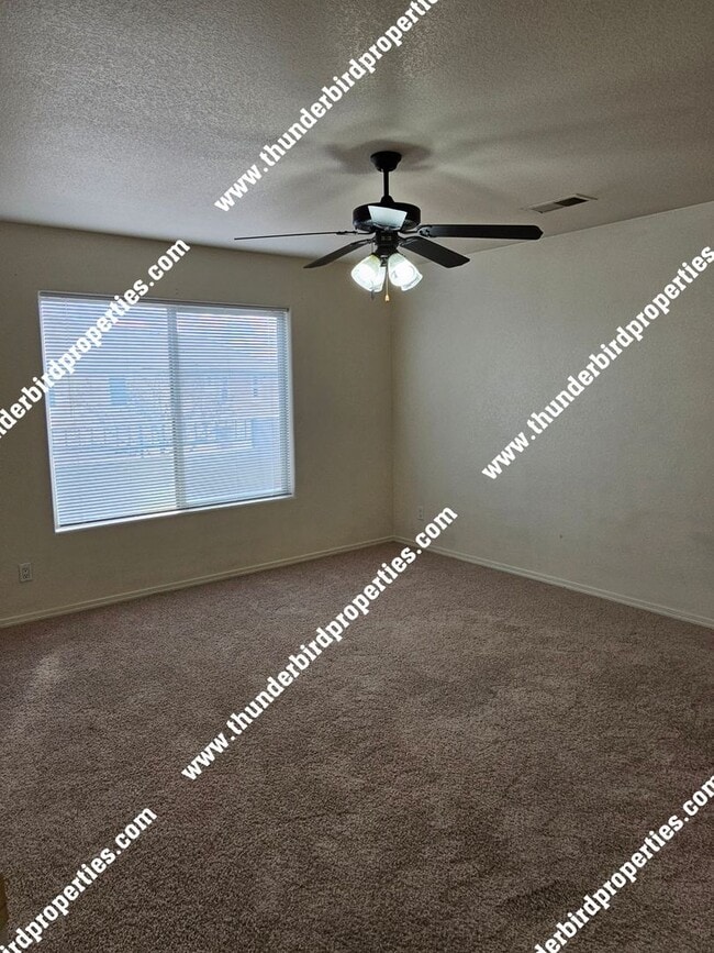 Building Photo - Gated Community available NOW!