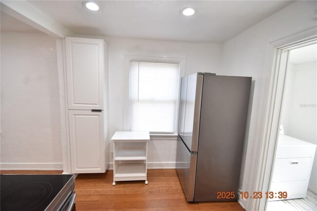 Building Photo - 4520 Burlington Ave N