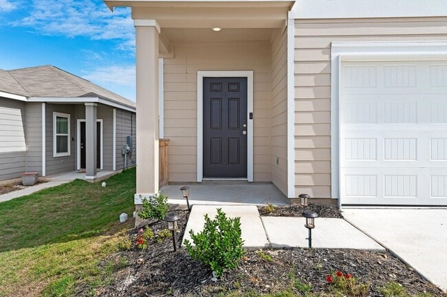 Building Photo - 224 Night Riders Wy