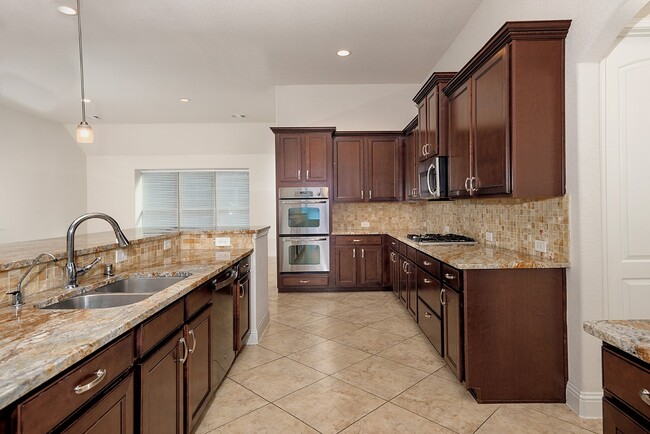 Building Photo - 46 Caprice Bend Pl
