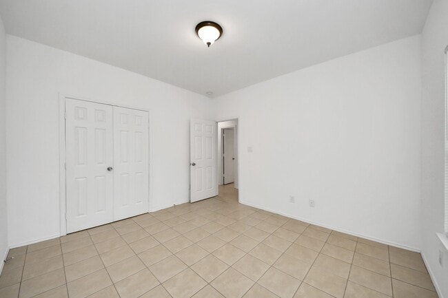 Building Photo - 9210 Wheatley St