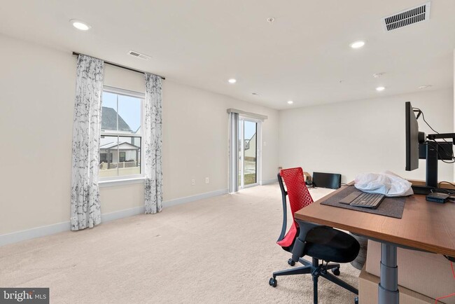 Building Photo - 7638 Quartzite Ln