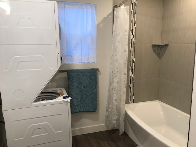 Building Photo - 343 W 12th Ave