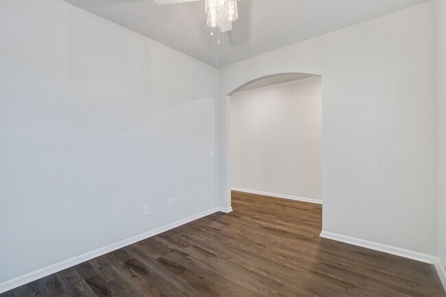 Building Photo - 602 Mountain Laurel Cir