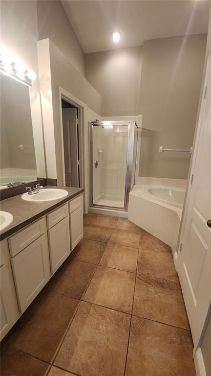Building Photo - 12507 Midpointe Dr