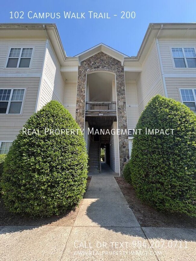 Building Photo - 102 Campus Walk Trl