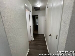 Building Photo - 10014 Raspberry Oak