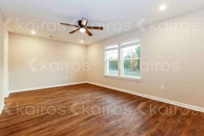 Building Photo - 52 Cottage Grove Dr