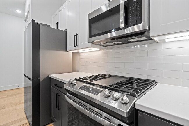 Building Photo - 9019 Wellspring Dr