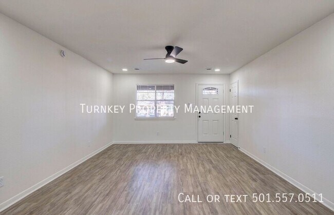 Building Photo - 5821 Freeland Dr